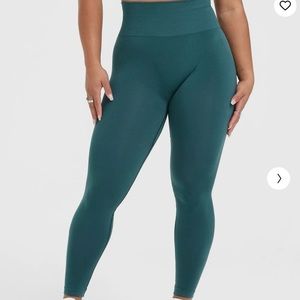 Oner Active
EFFORTLESS SEAMLESS LEGGINGS
